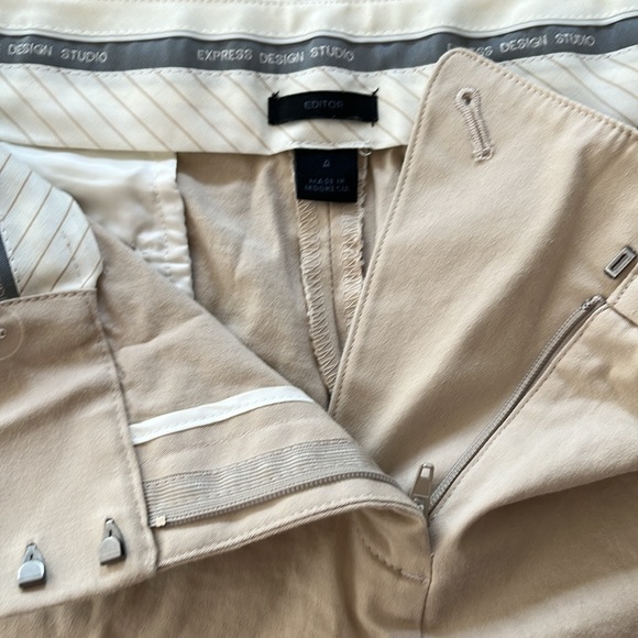 Excellent Condition Long Shorts Express, sz 4, Tan and Black - Picture 2 of 5